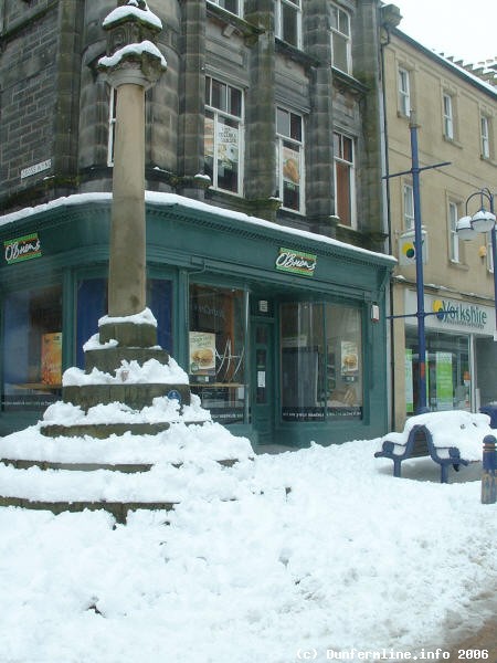 Mercat Cross and O`Briens