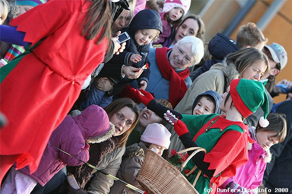 Dobbies Christmas Parade