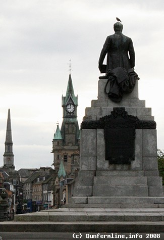 Andrew Carneige Statue looking east
